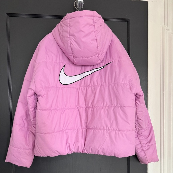 Nike Sportswear Women's Pink Hooded Full Zip Puffer Jacket - Picture 2 of 7